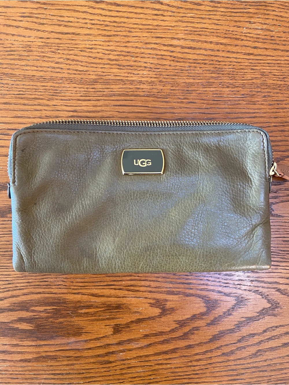 UGG Olive Green Real Leather Wallet with Gold Hardware